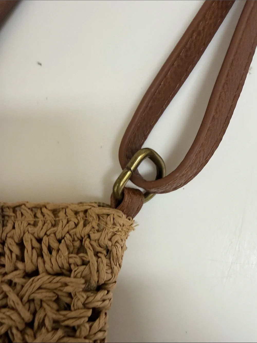 Sun & Sand Woven Straw Crossbody Phone Bag - Brown